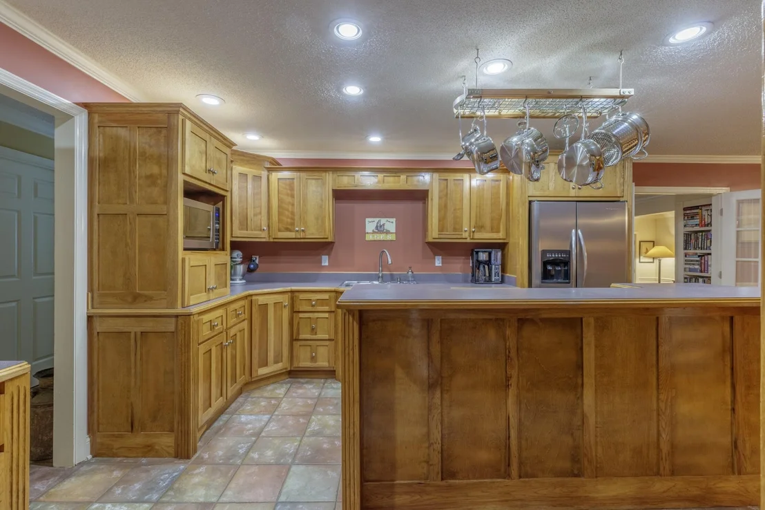 Photo of 801 Thomas Avenue