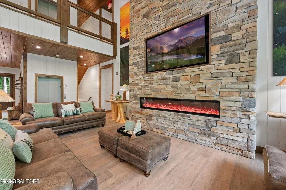 Photo of 281 Loop Road
