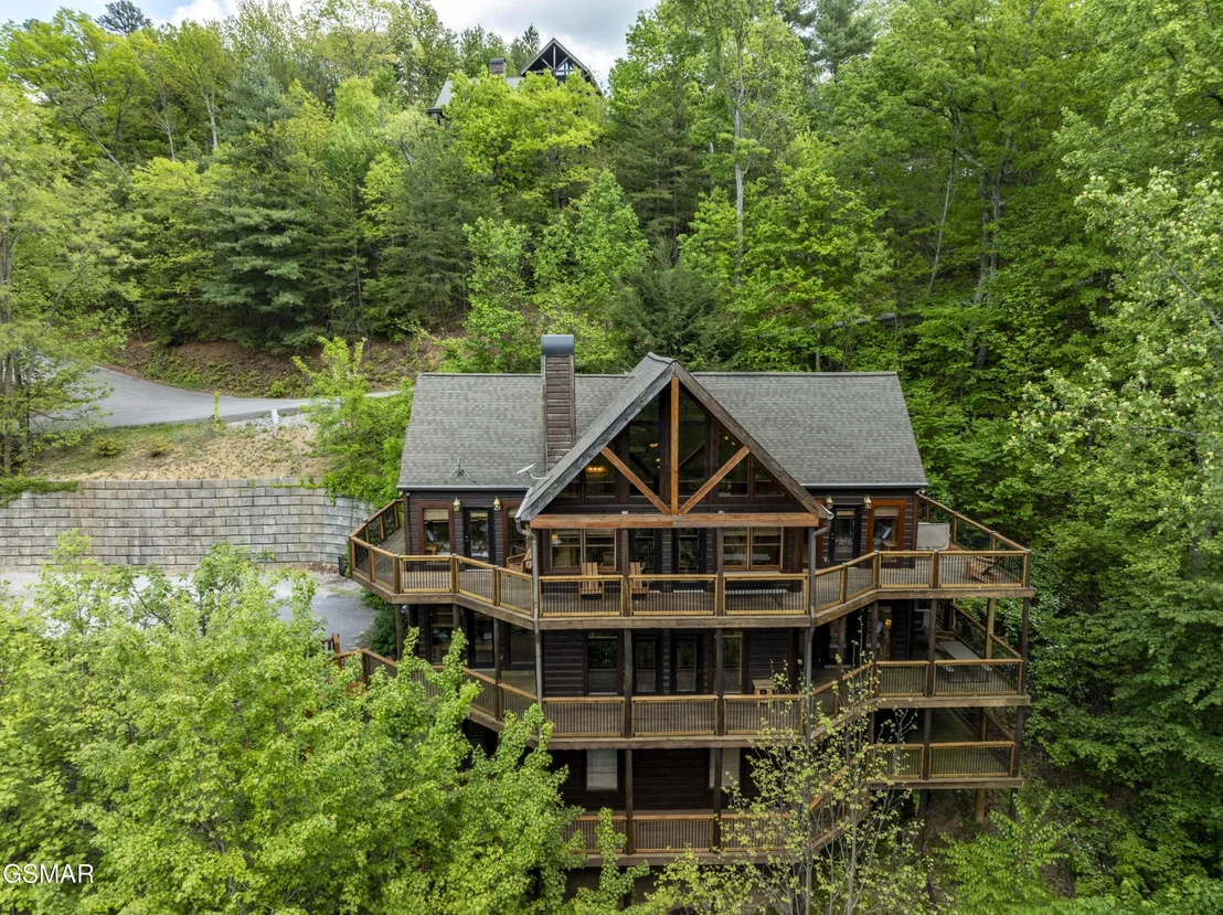 Photo of 3747 Edge Park Drive