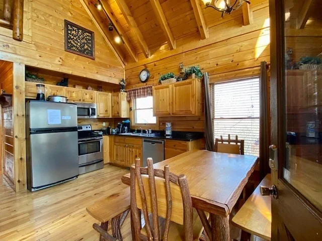 Photo of 2121 E View Drive