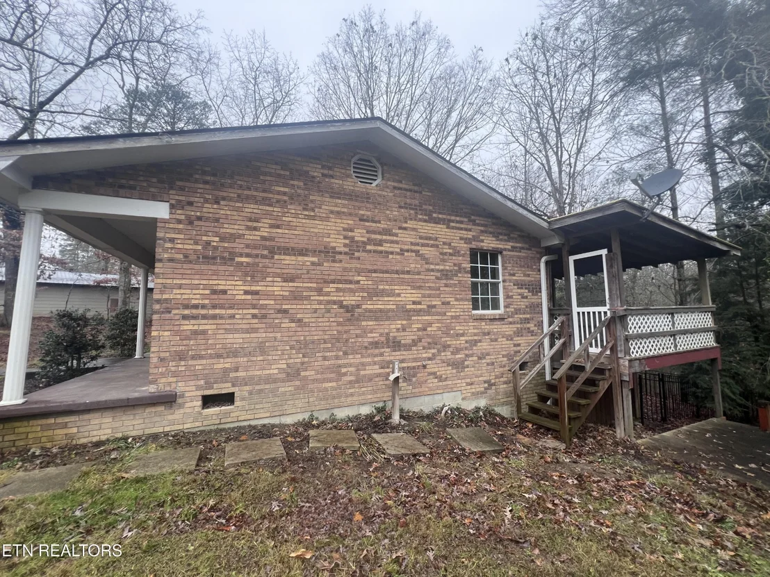 Photo of 720 Poplar Lane