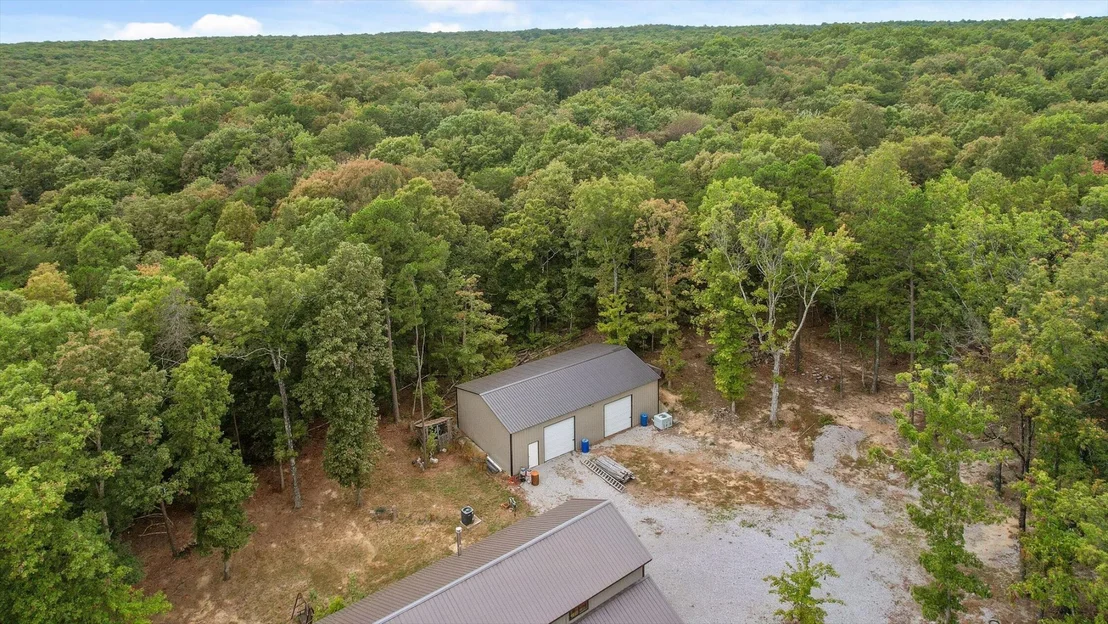 Photo of 400 Maple Trail
