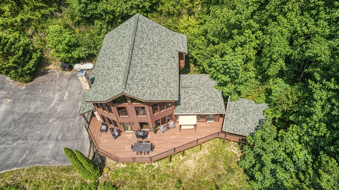 Photo of 2733 Pine Crest Ln