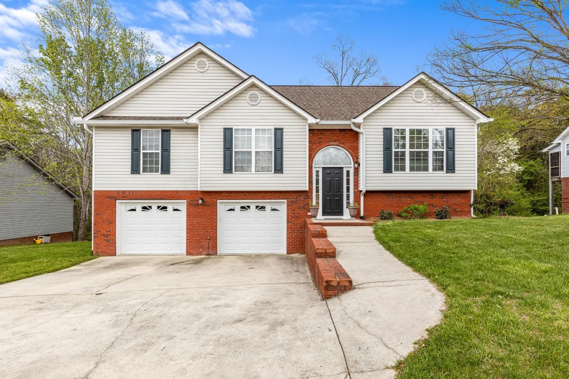 Photo of 138 Elaine Drive