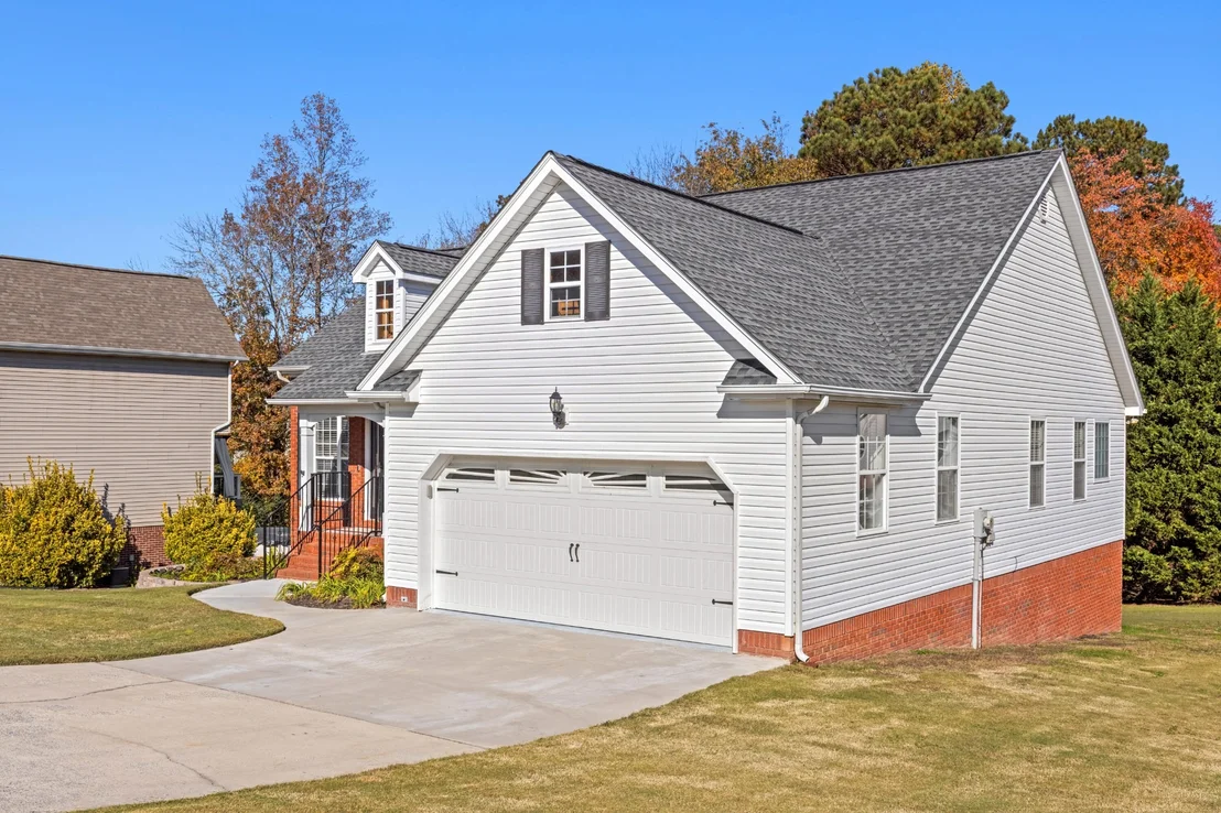 Photo of 433 Stanford Dr