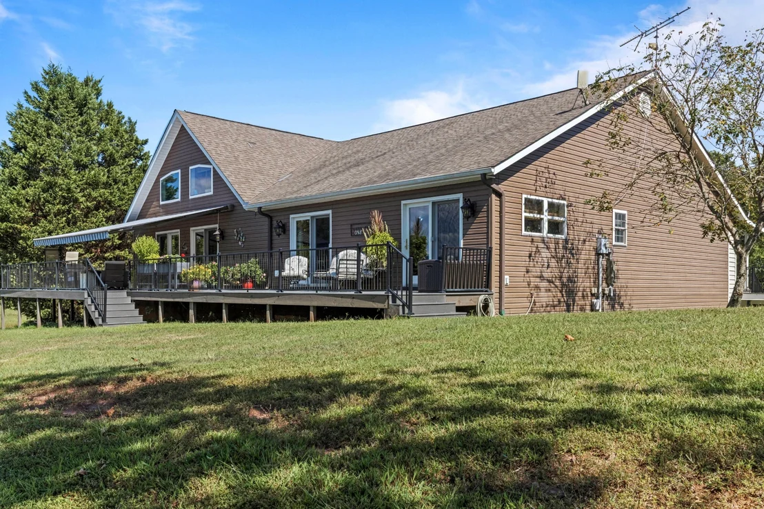Photo of 122 Eagle Point Drive
