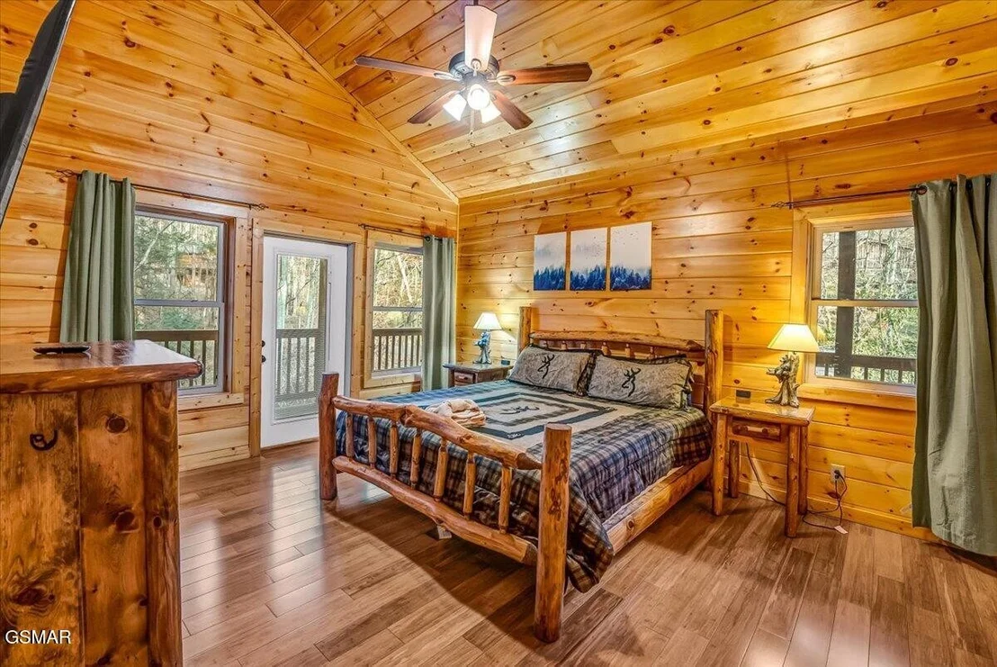 Photo of 2740 Mountain View Circle