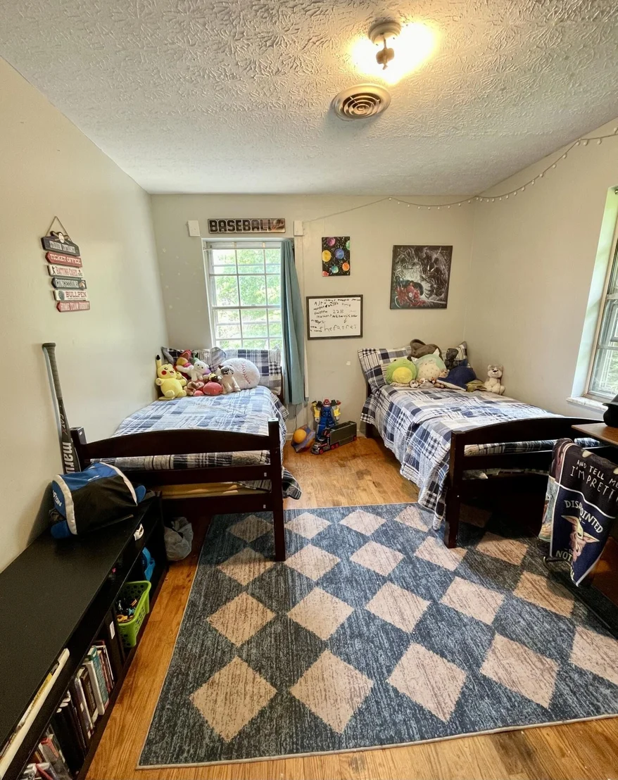 Photo of 2773 Robin Circle