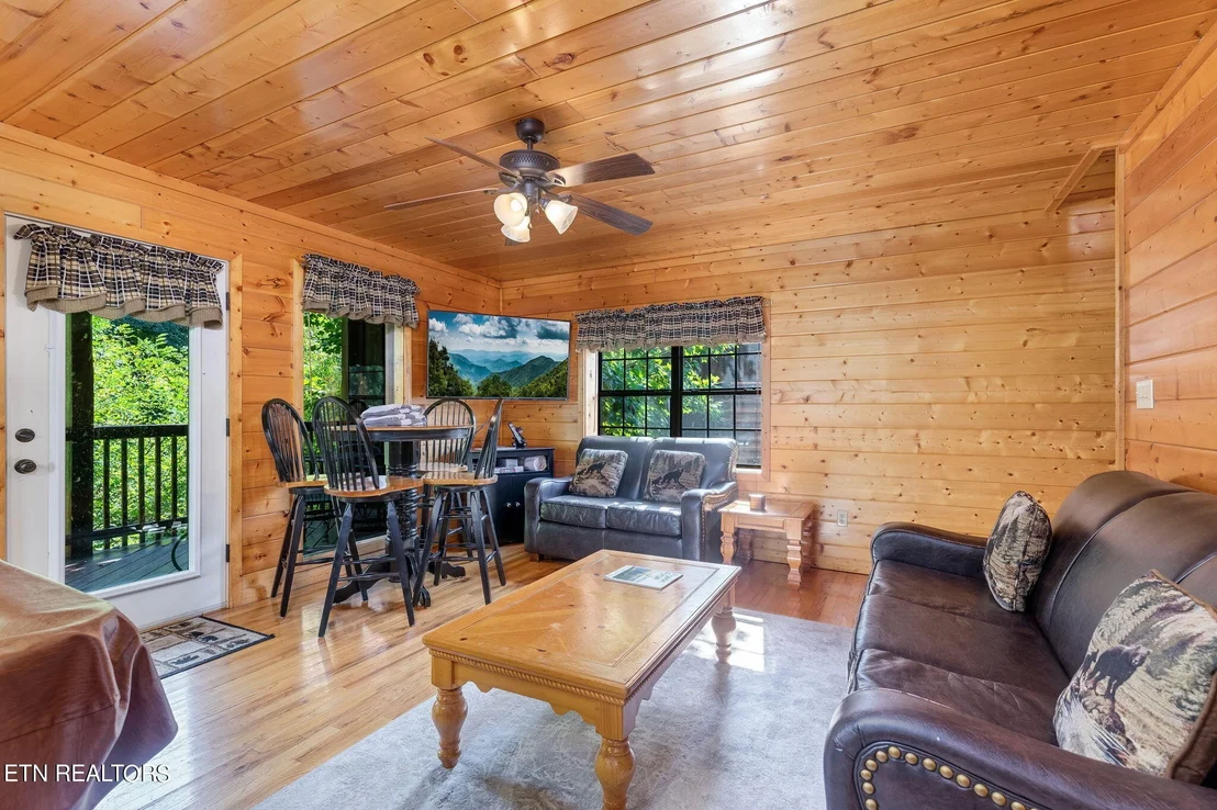 Photo of 1536 Bears Den Way