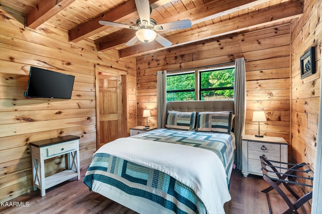 Photo of 529 Hideaway Ridge Circle