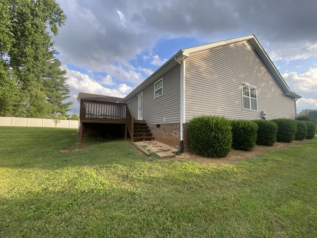 Photo of 208 Arrowhead Dr