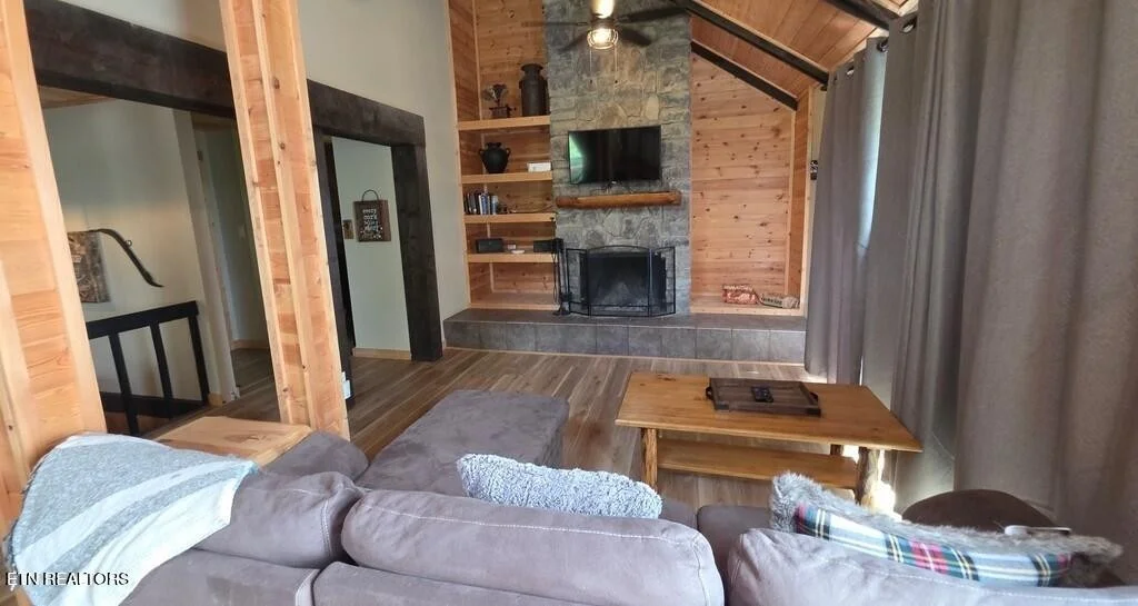 Photo of 3073 Engle Town Rd