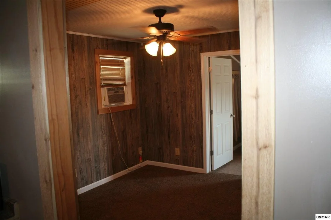 Photo of 3032 Arch Road
