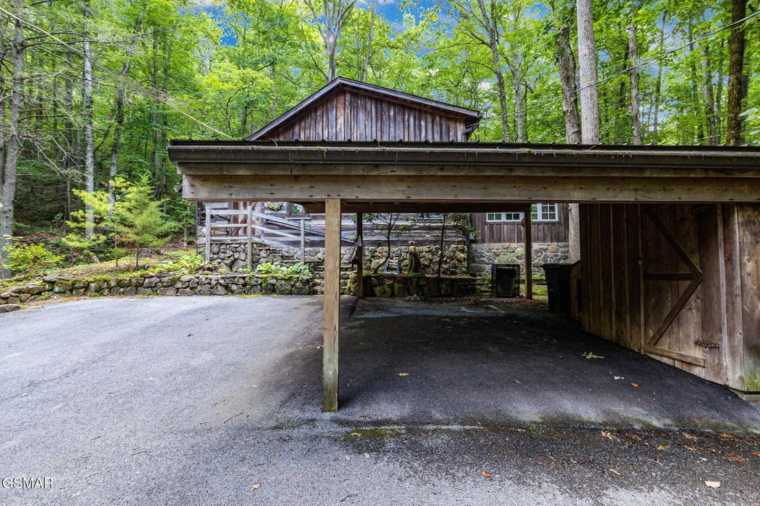 Photo of 2741 Mountain View Circle