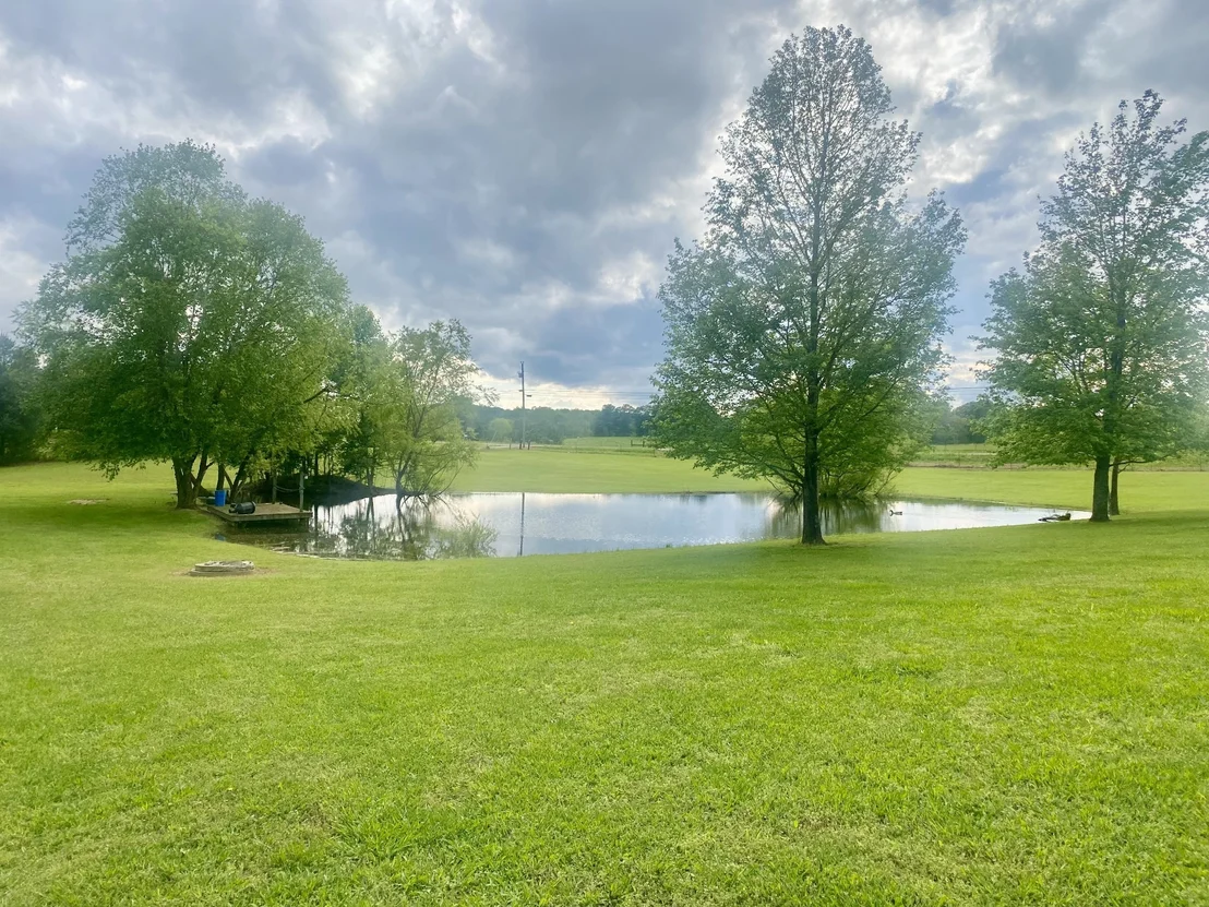 Photo of 2273 Holcomb Rd