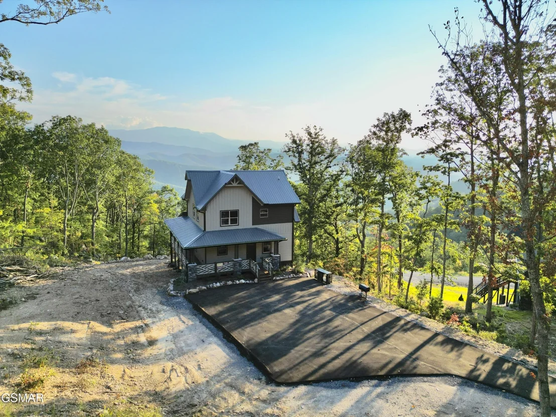 Photo of 1852 Mountain Ash Way