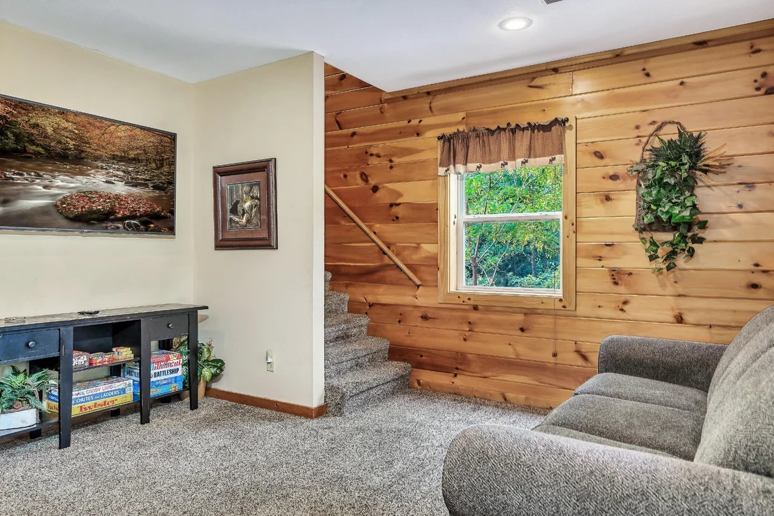 Photo of 2722 Knights Ln