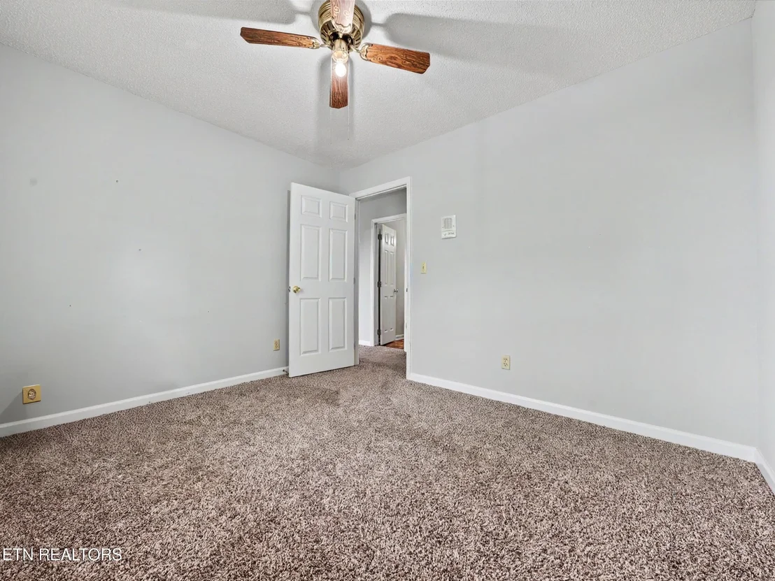 Photo of 862 Hinkle Estates Drive