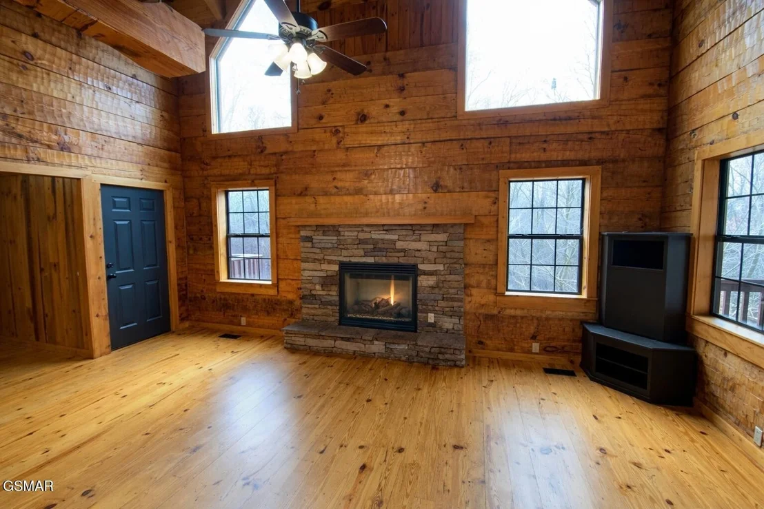 Photo of 2034 Bales Way