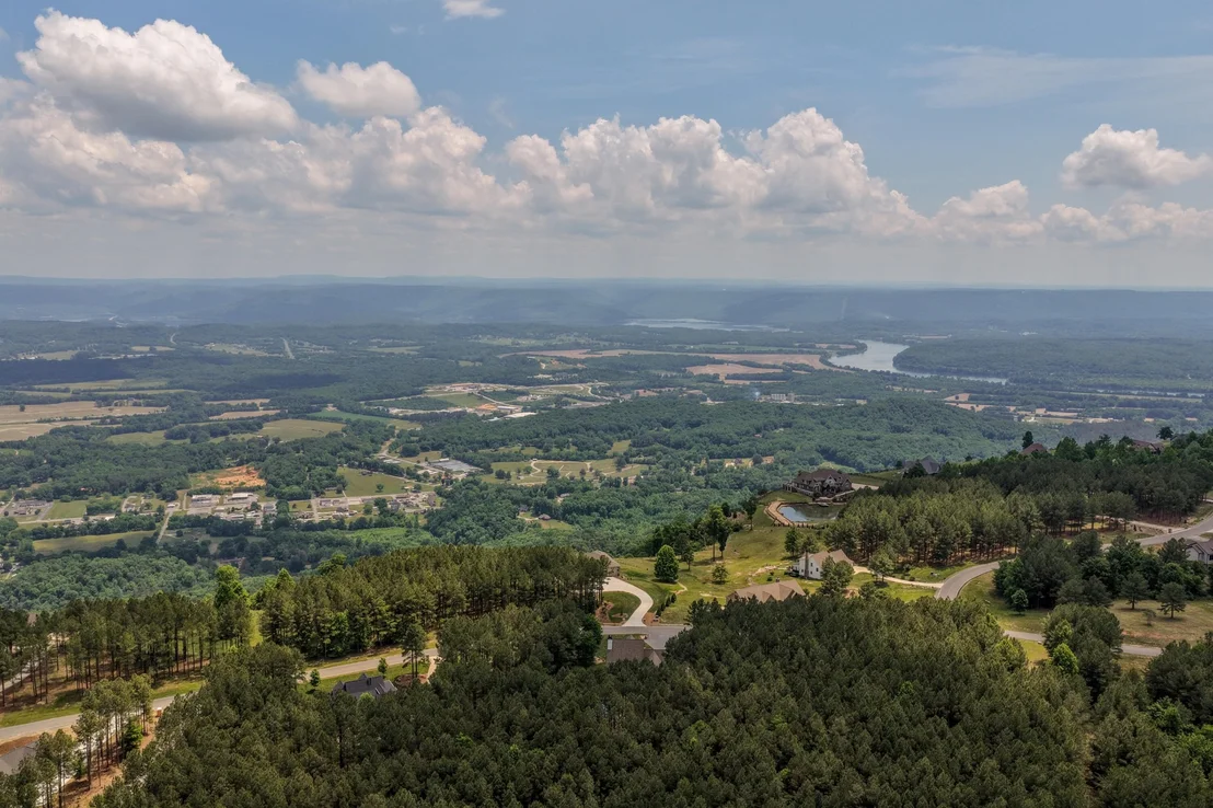 Photo of 2485 River Bluffs Drive