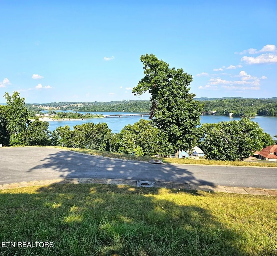 Photo of 2486 Starboard Crest Rd