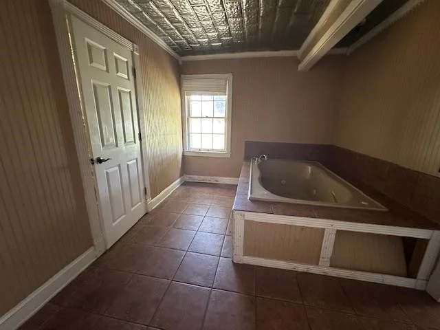 Photo of 70 RIVERSIDE DR