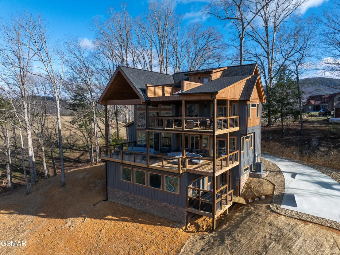 Photo of 3756 Revetta Circle