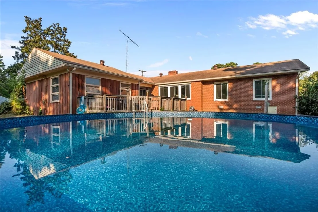 Photo of 116 Hillhaven Dr