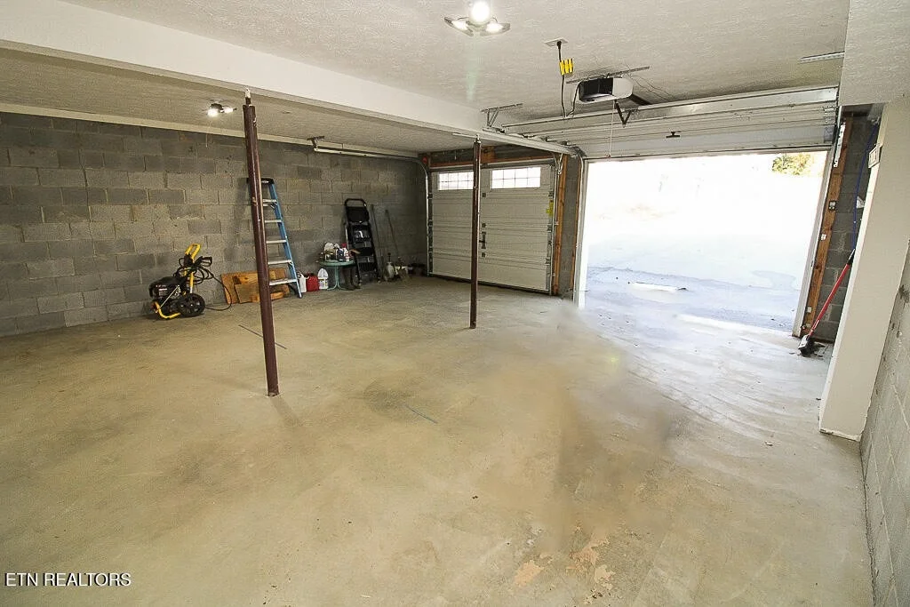 Photo of 1031 Rosella Drive