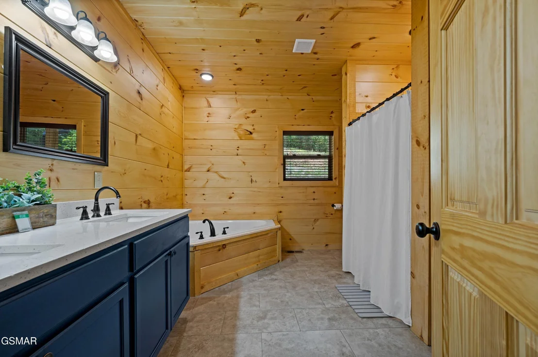 Photo of 1613 Bluff Ridge Road