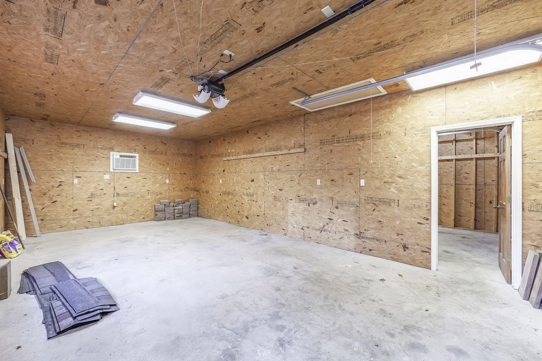 Photo of 40 Pine Cv