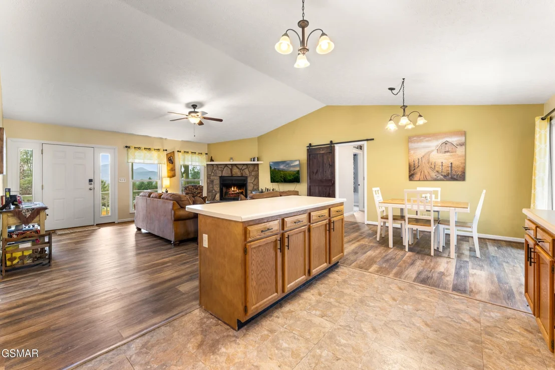 Photo of 3401 Barber Way