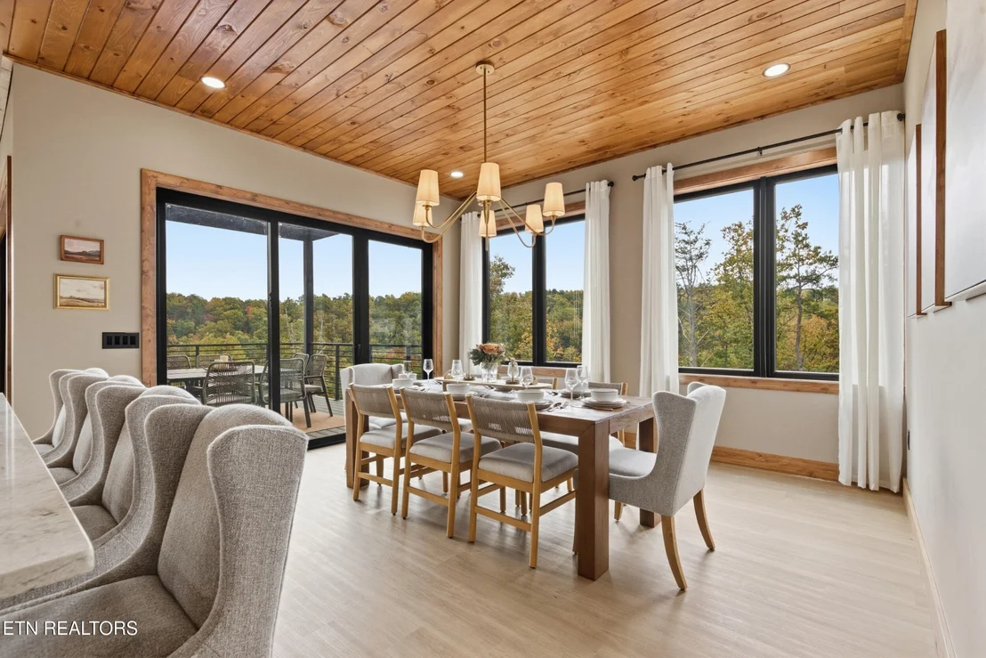 Photo of 1540 Bear Valley Rd