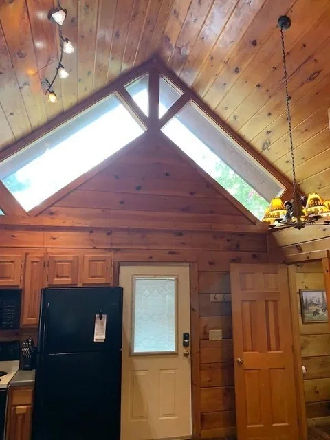 Photo of Unit AUTUMNBREEZE at 504 Chickasaw Gap
