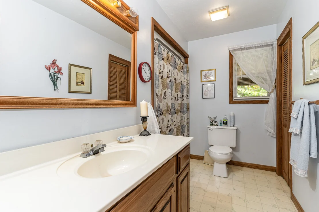 Photo of 2491 Barnes Mill Rd