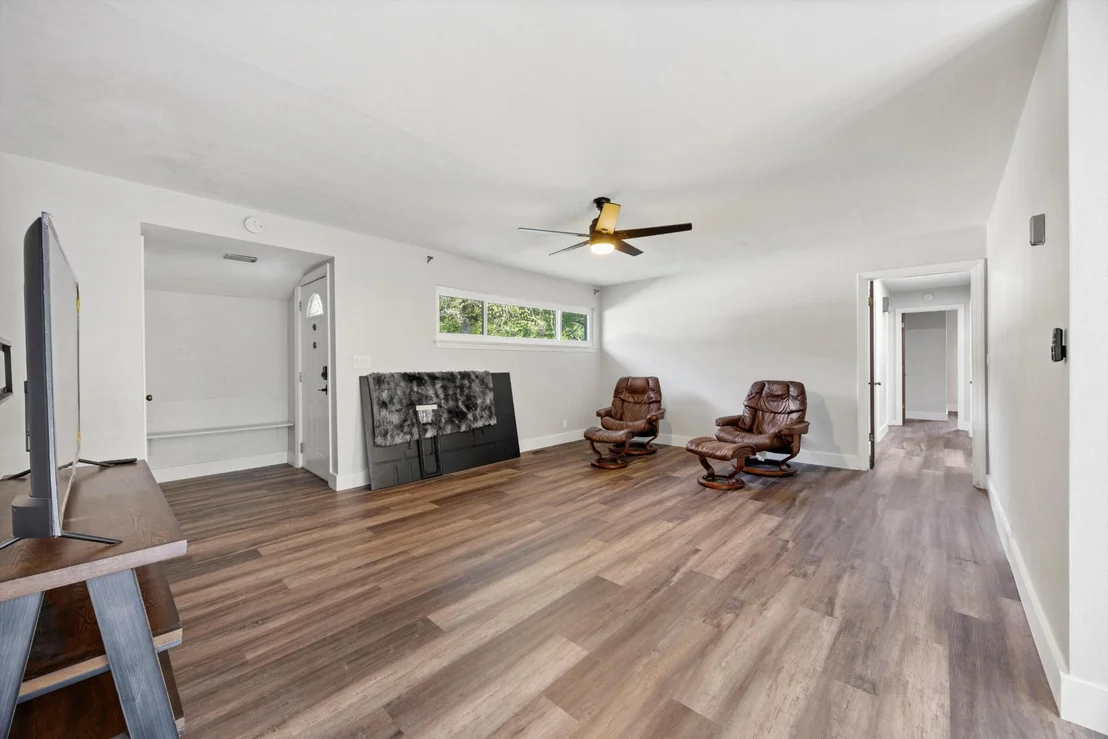 Photo of 3909 Forest Highland Circle