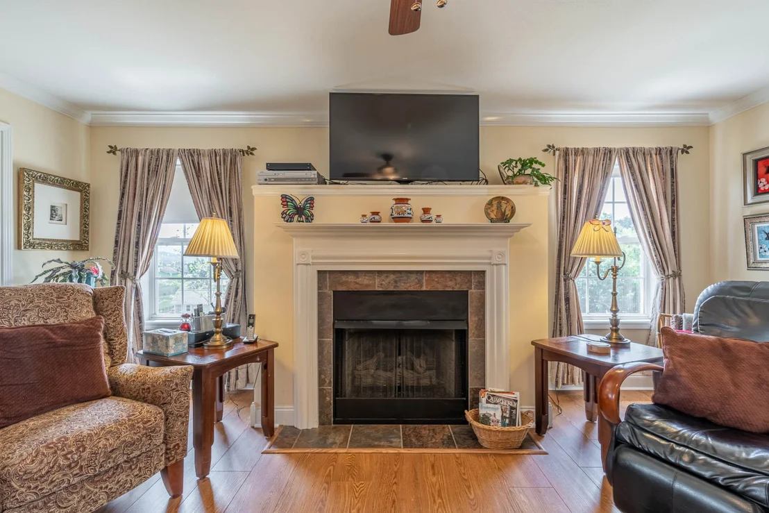 Photo of 1425 Benjamin Blvd
