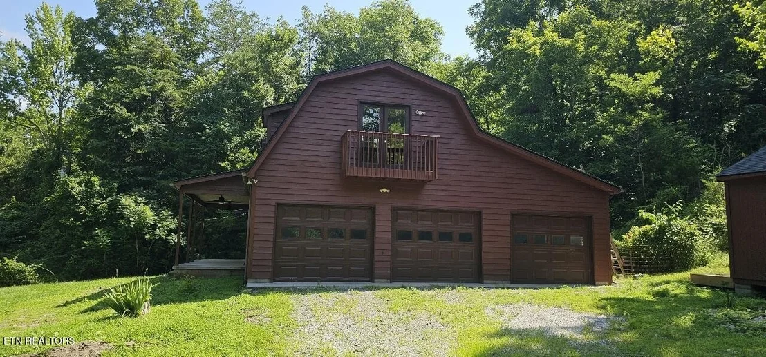 Photo of 360 Front St