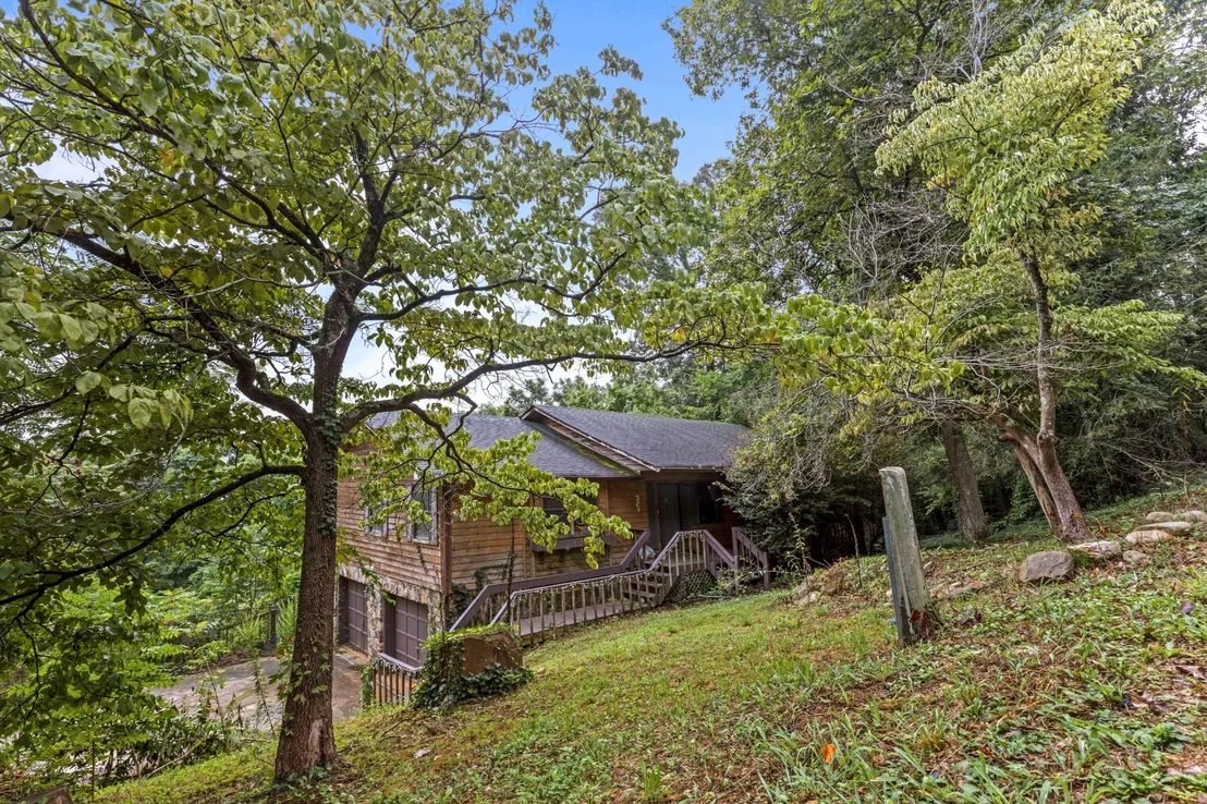 Photo of 605 Clearview Drive