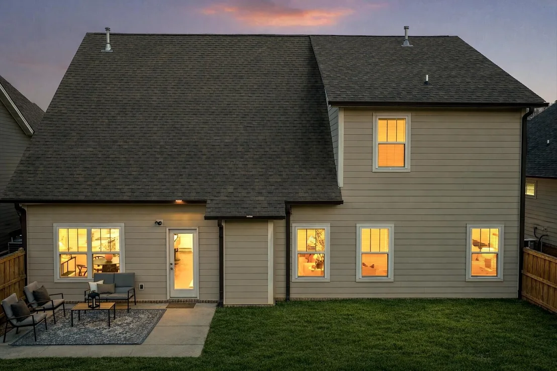 Photo of 595 Deer Valley Dr