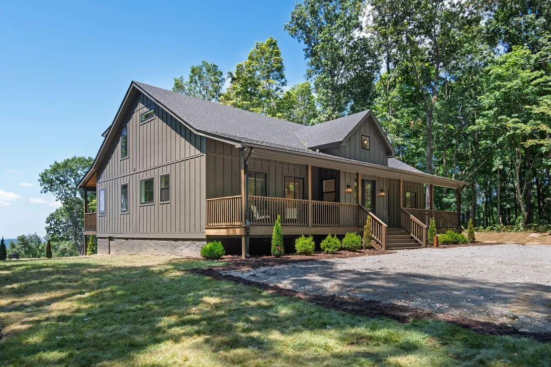 Photo of 900 Valley View Drive