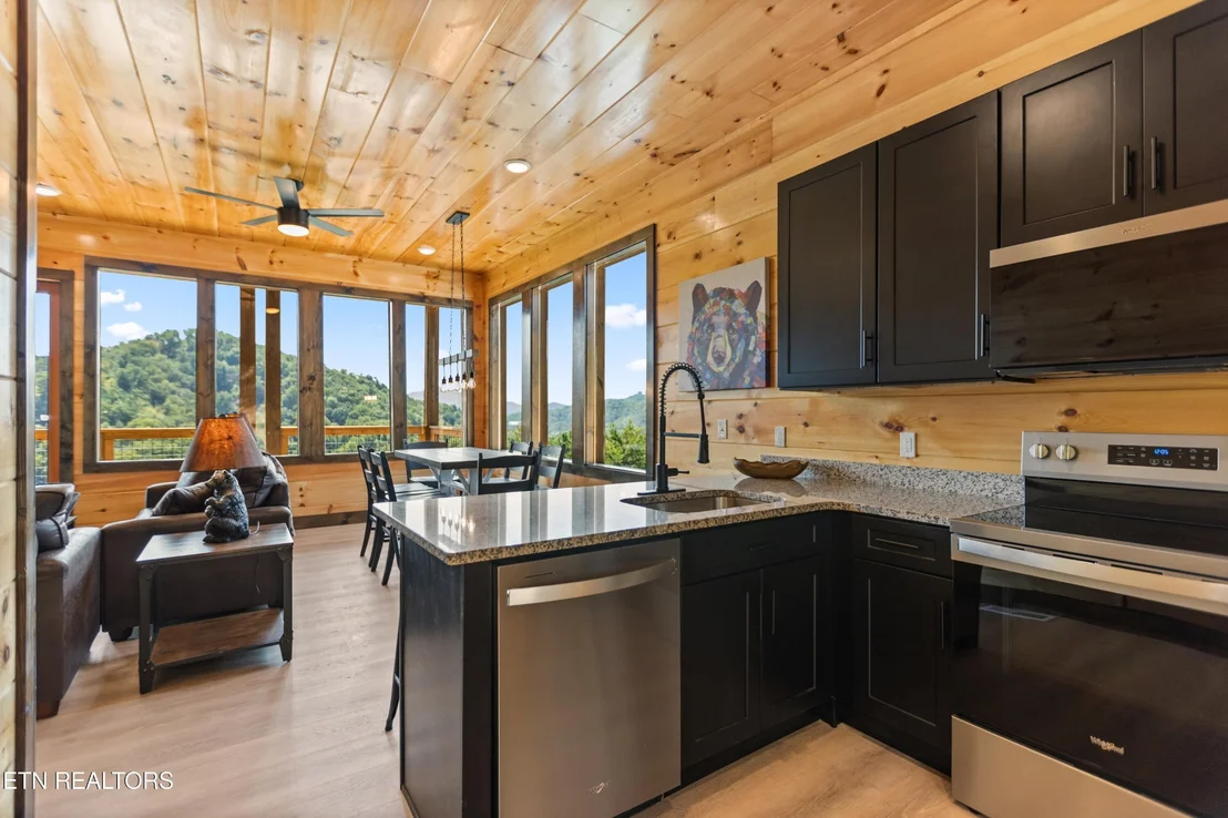 Photo of 2412 Mountain Ridge Way