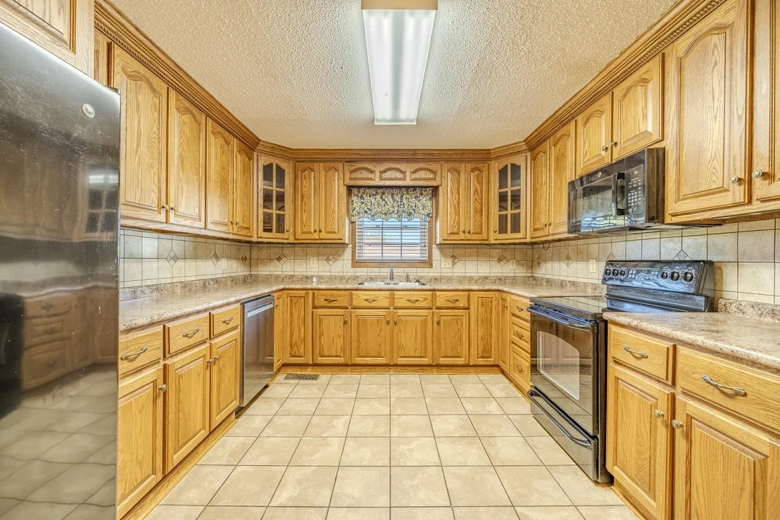 Photo of 160 DOVE DR