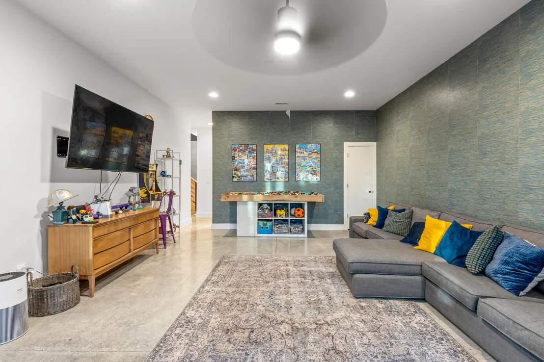 Photo of 163 Sunset Ridge Drive
