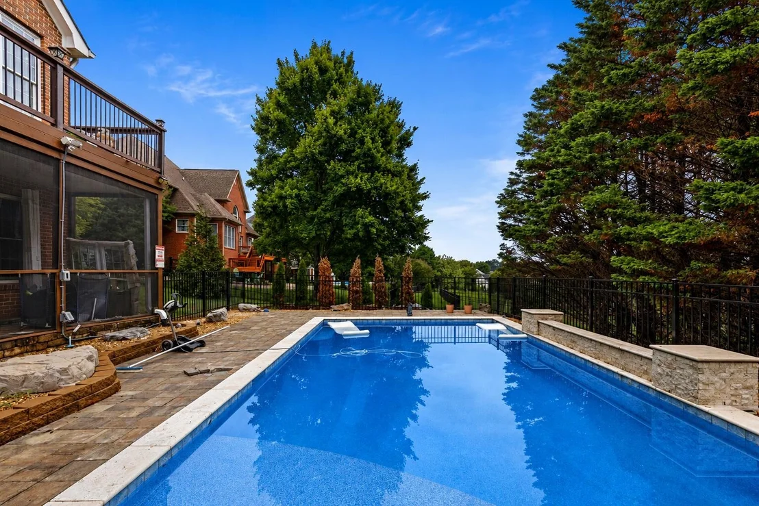 Photo of 7416 Splendid View Drive