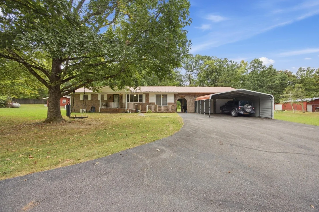 Photo of 175 Teeters Loop Road