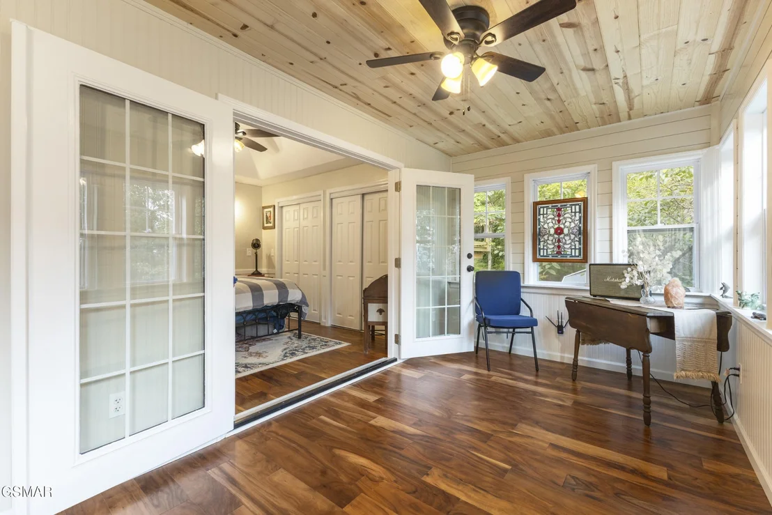 Photo of 1068 Mimosa Drive