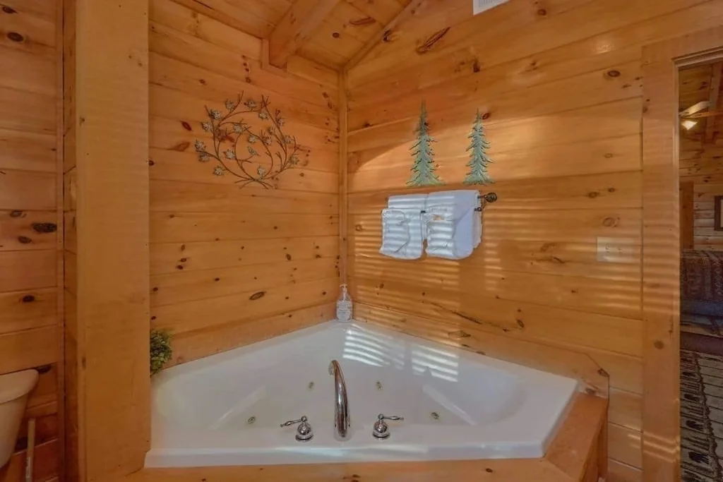 Photo of Unit FALLINGLEAFHIDEAWAY at 3206 Falling Leaf Way