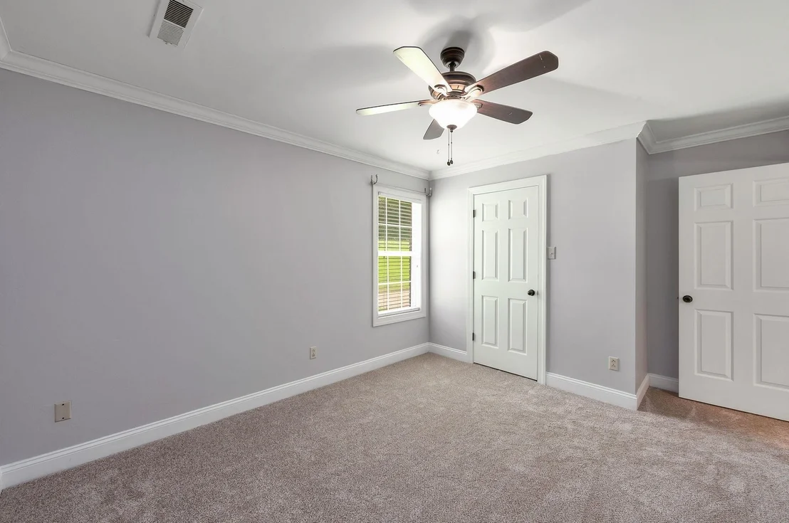 Photo of 135 DAVIS RD