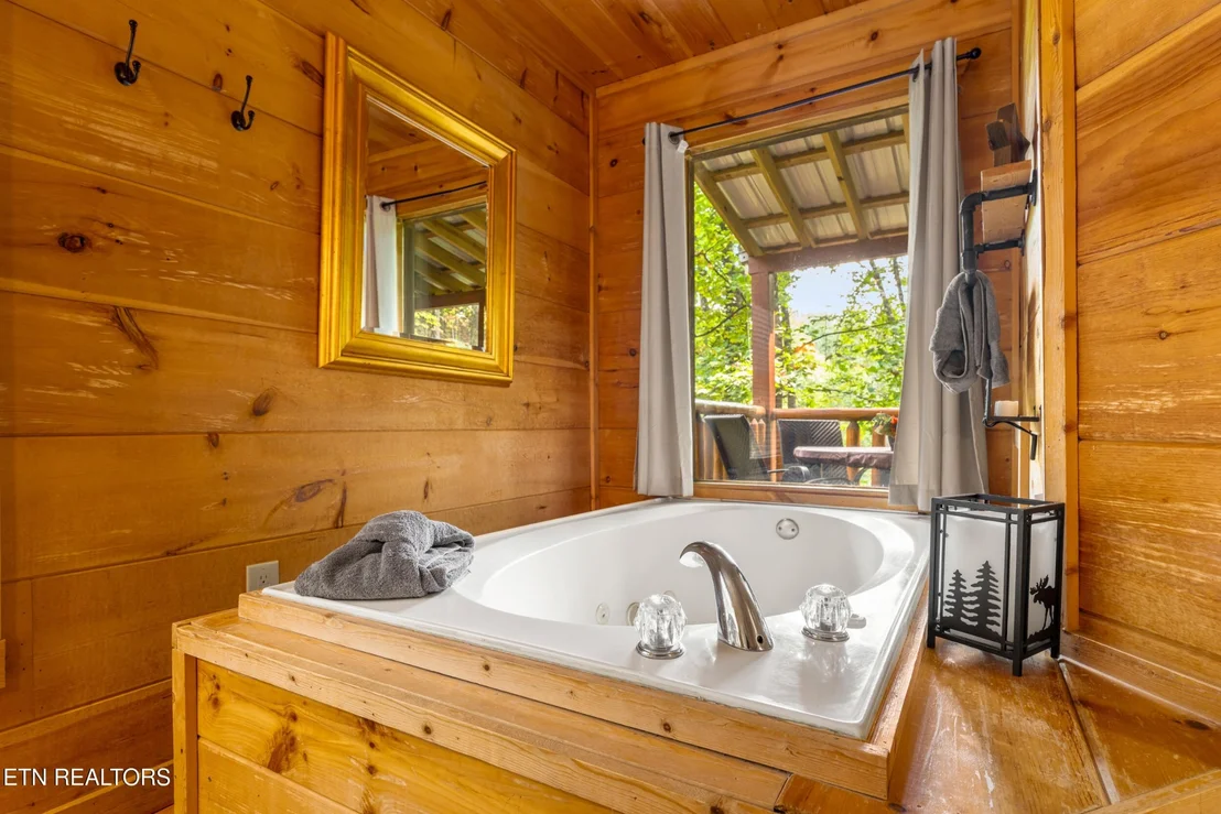 Photo of 2404 Balsam Circle